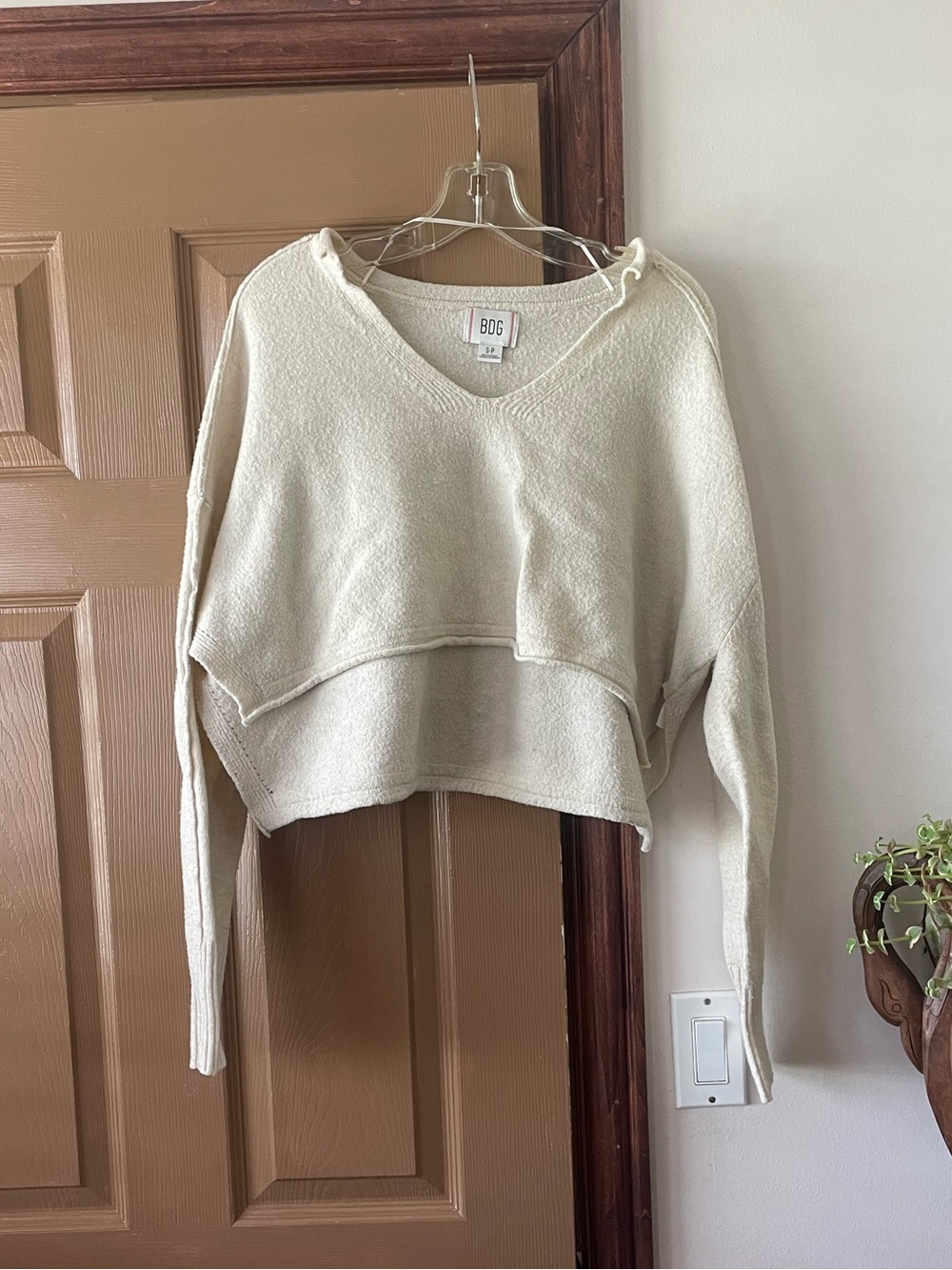BDG Cream Cropped Sweater